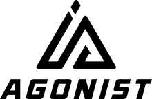 Das Bild zeigt ein Signet von AGONISt welches einen Berg und eine Spirale darstellen soll. Im Unteren Bereich steht AGONIST in Großbuchstaben dargestellt. Alles ist in Schwarz dargestellt. 